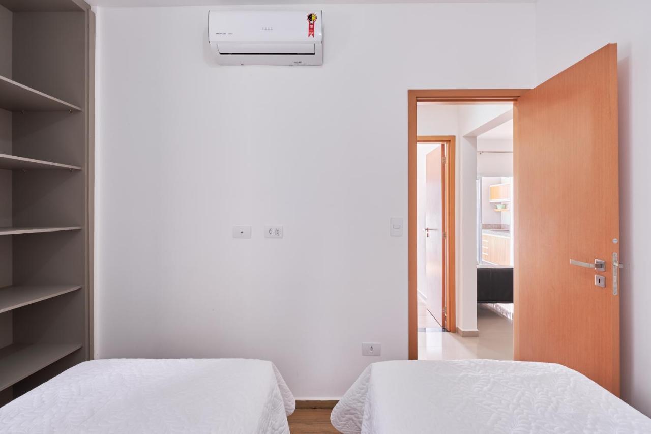 Varanda Grill: Cozy With Pool And High-speed Wifi Apartment